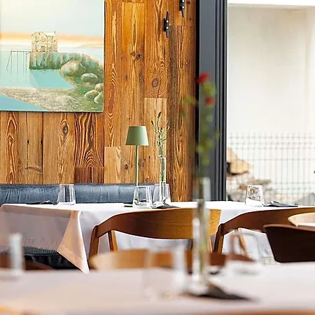 Otton-charzykowy Bed&restaurant 4*